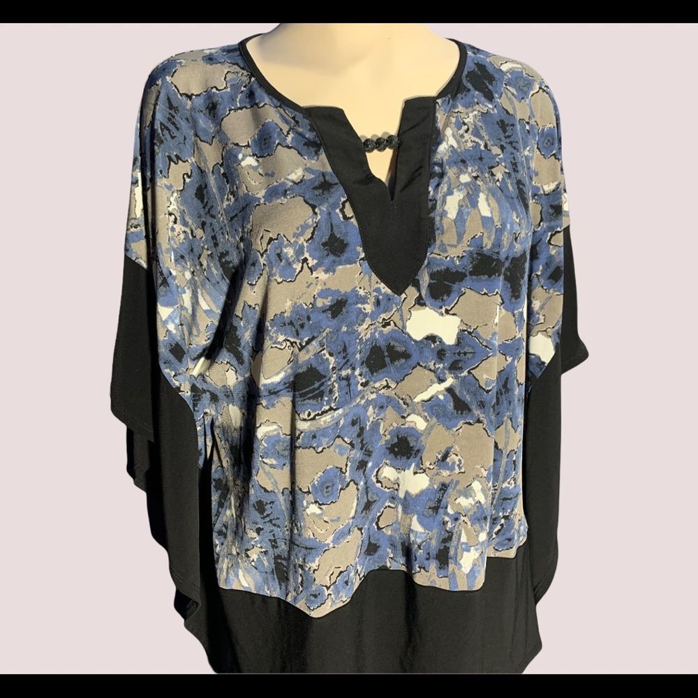 Melanie Lyne top